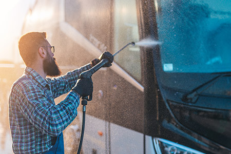 portable bus wash bay feature 450x300